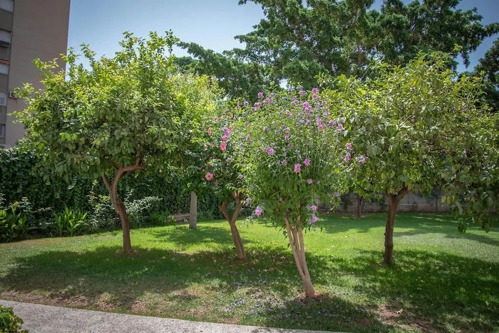 Piso Con Jardin Apartment Malaga