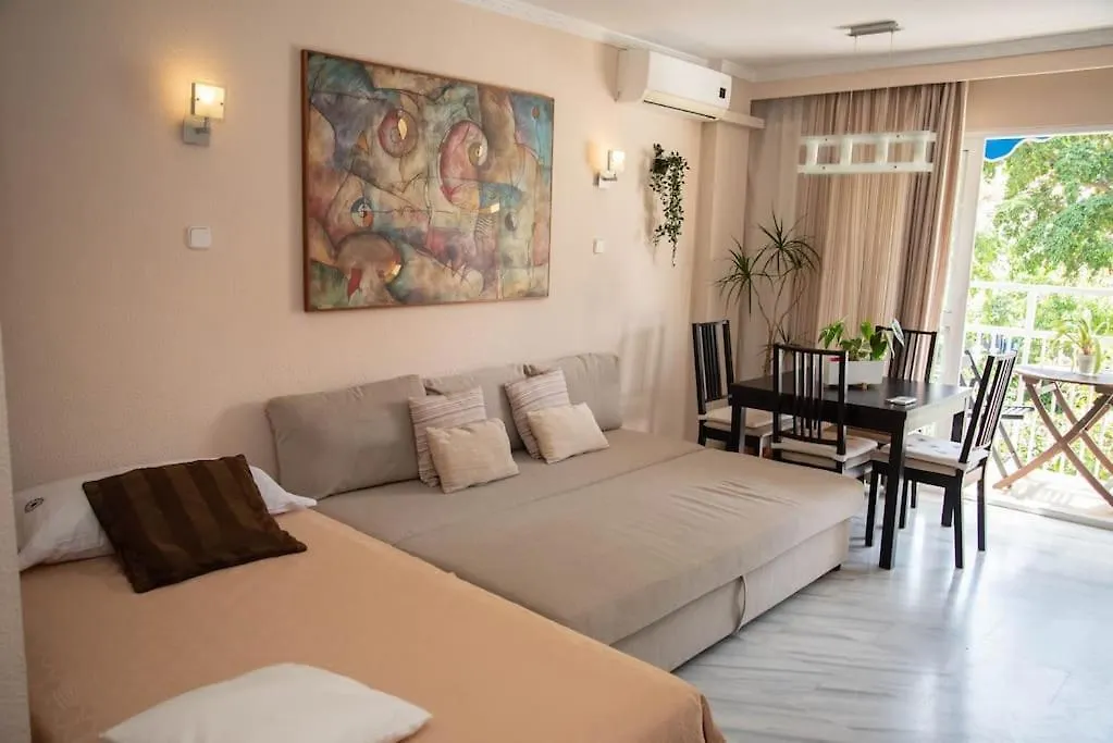 Piso Con Jardin Apartment Malaga 0*,