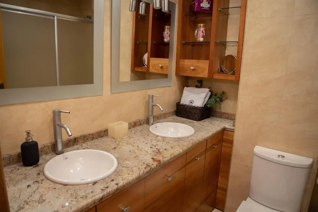 Piso Con Jardin Apartment Malaga 0*,